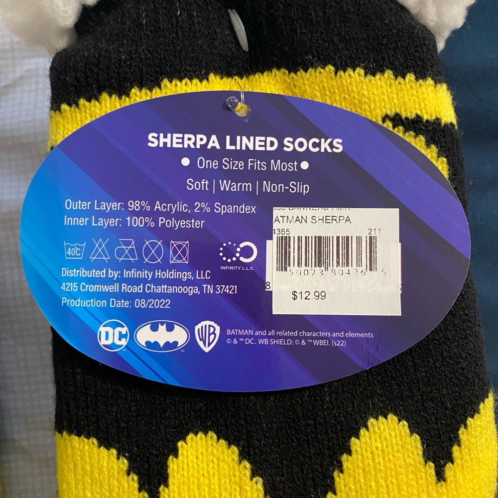 Batman & Seinfeld—3 Sherpa Slipper Sock Bundle - Picture 7 of 11